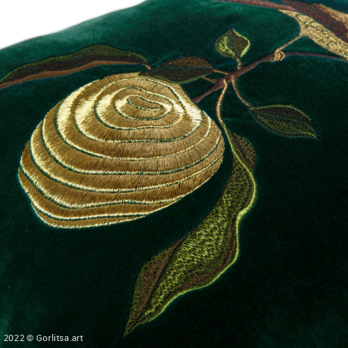 Подушка бархатная «Птичка на яблоке» 62019-4, зелёный / золото, шёлк бархат Никифоровская мануфактура фото 4